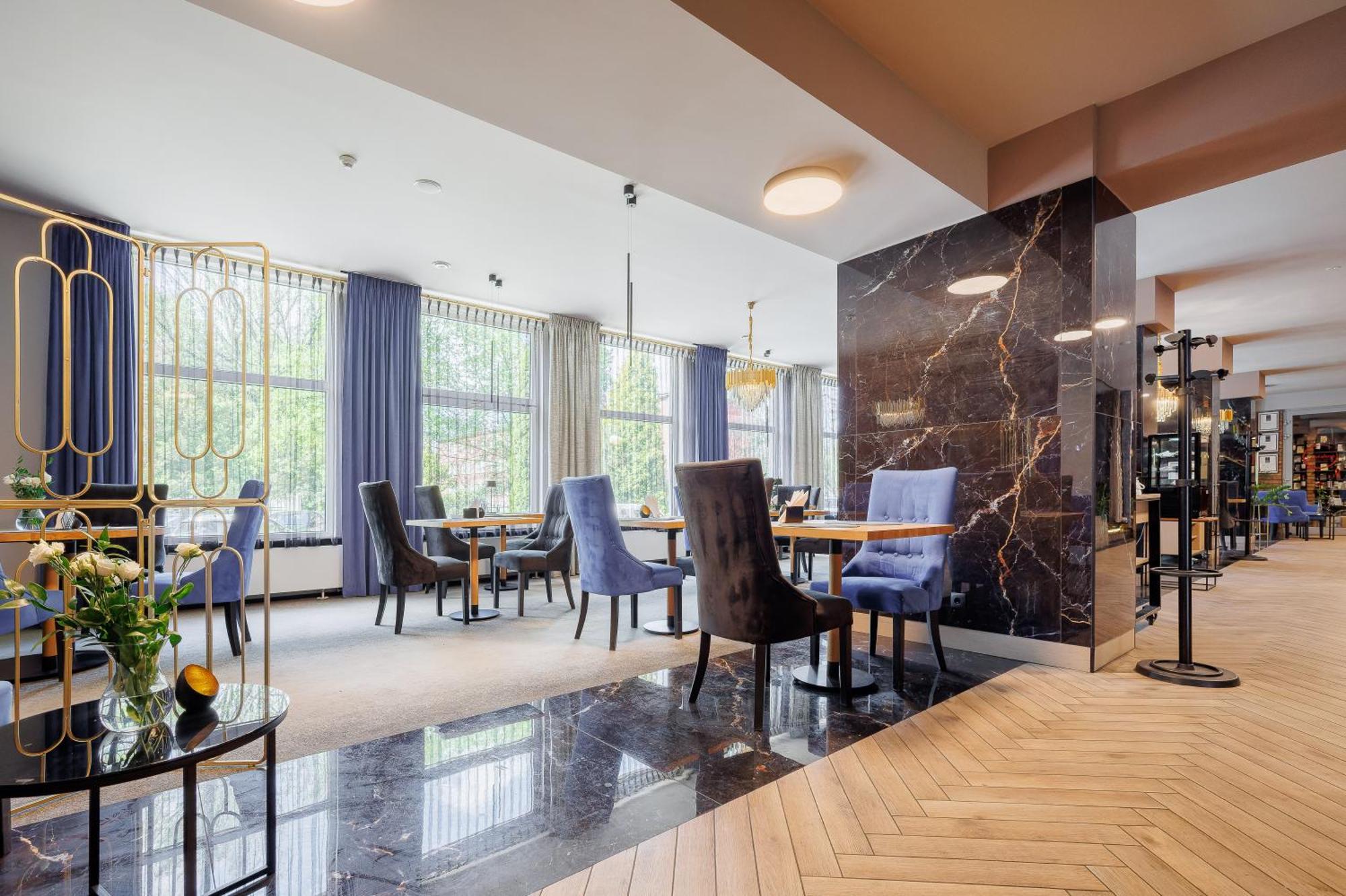 Hotel Cristal Park Tarnów Zewnętrze zdjęcie